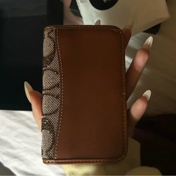 Coach Brown and Tan Signature Wallet, Excellent condition - Picture 2 of 3
